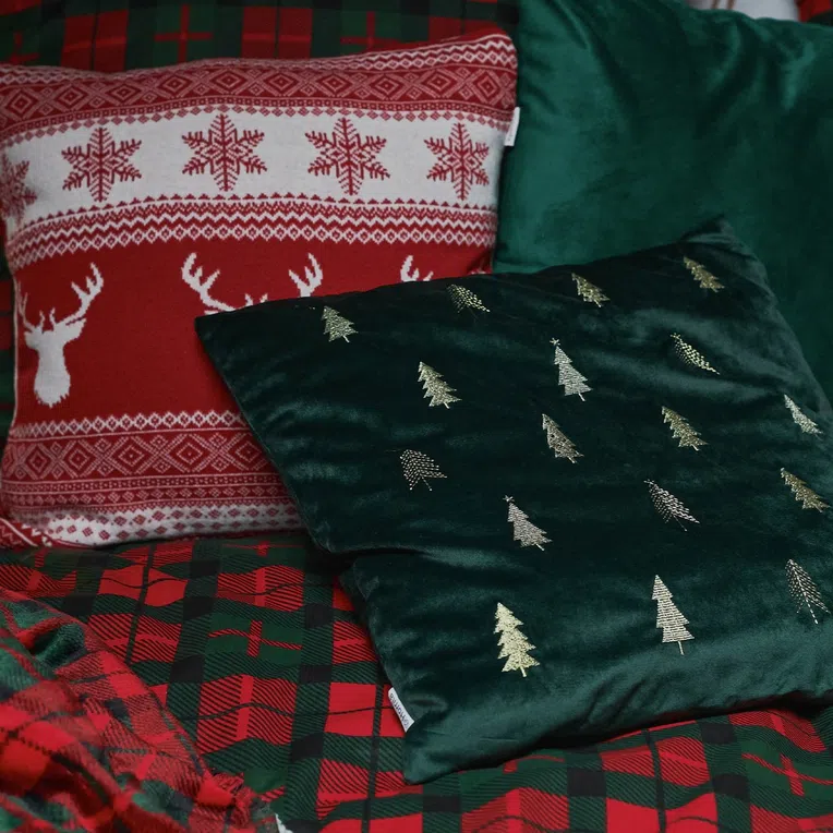 Poszewka RENK dwukolorowa z motywem świątecznym 45x45 cm