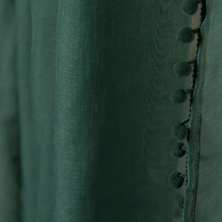 Firanka ADI z pomponikami zielona 140x250 cm