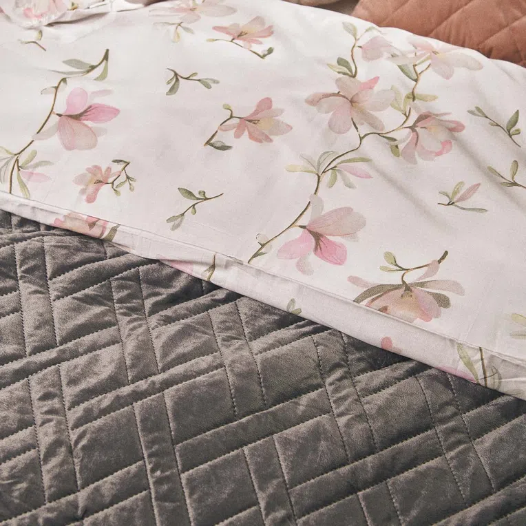 Narzuta TUALA z przeszyciami szara 200x220 cm