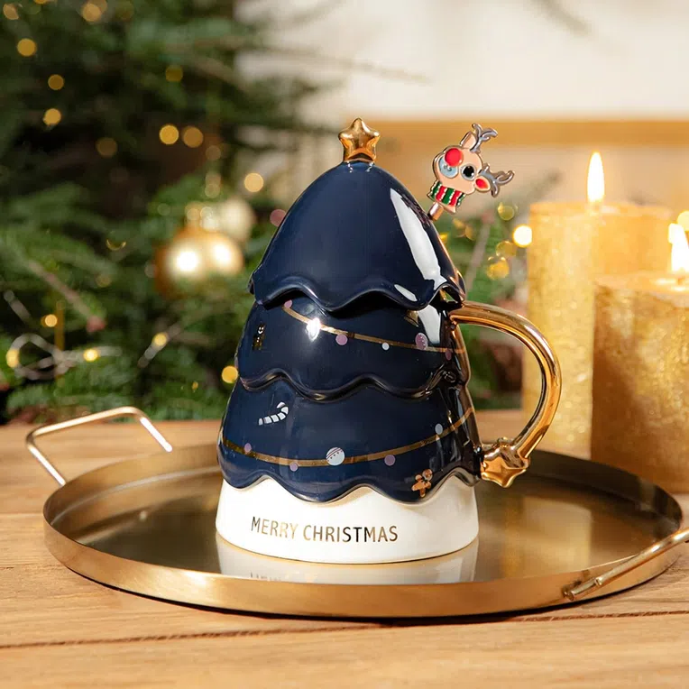 Kubek EILIS choinka granatowy 0,45 l