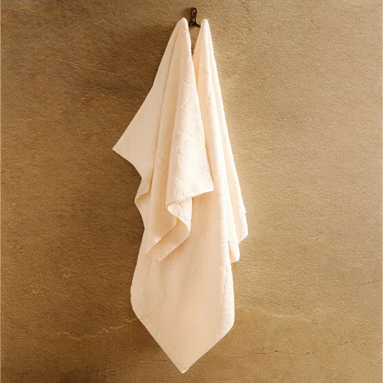 Ręcznik SAMINE z marokańską koniczyną ecru 50x90cm