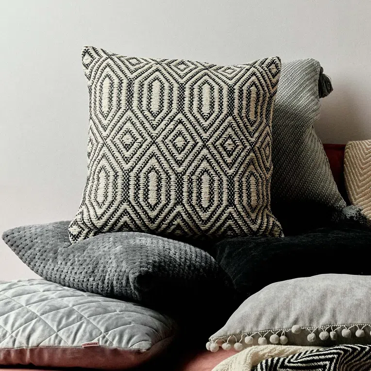 Poszewka CANDO azteckie wzory 45x45 cm