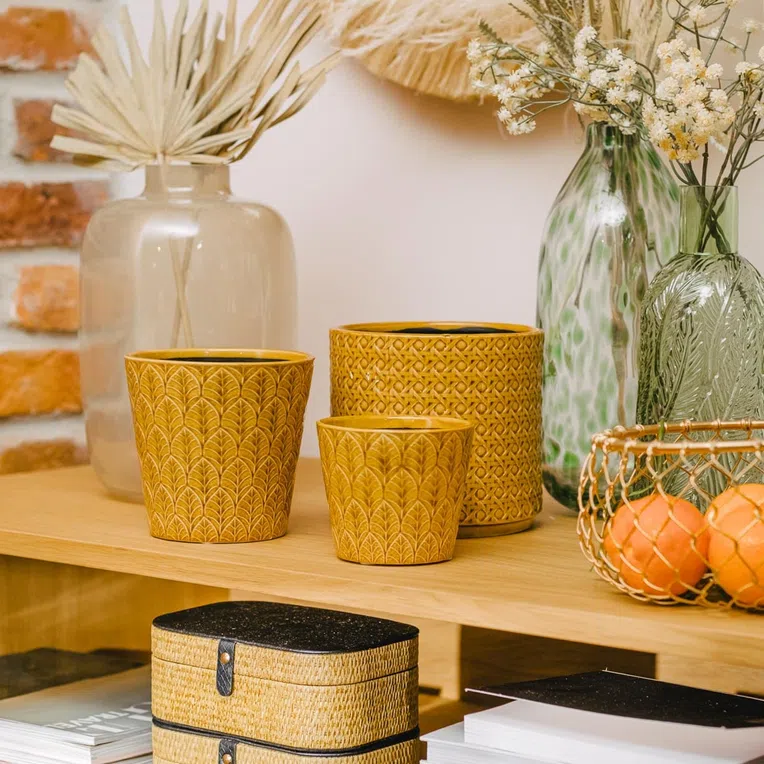 Osłonka RATTAN z motywem rattanu musztardowa 16x14.5 cm