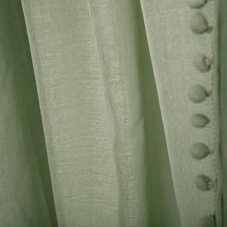 Firanka ADI z pomponikami pistacjowa 140x250 cm
