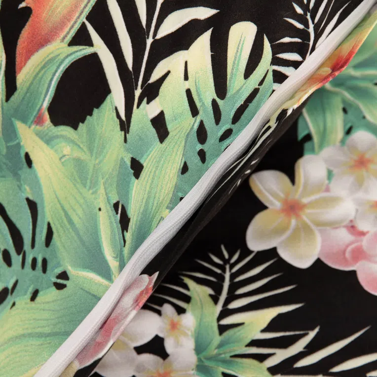 Pościel TROPICAL z mikrofibry czarna z motywem kwiatowym 200x220 cm