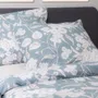 Pościel GRACIA z mikrofibry niebieska w białe kwiaty 160x200 cm