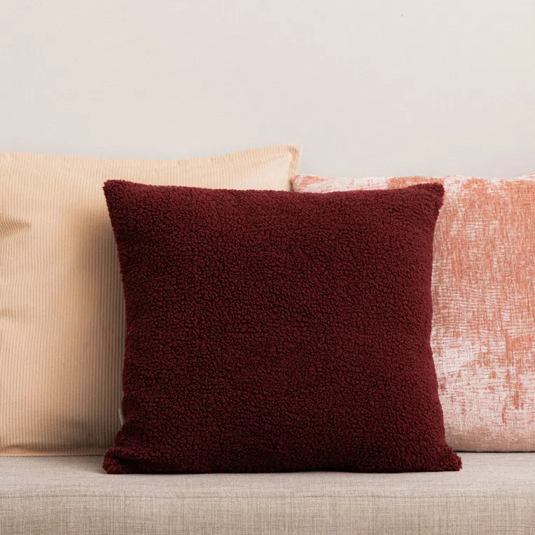 Poszewka BAARN boucle bordowa 45x45 cm