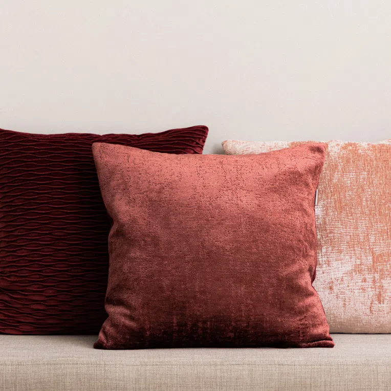 Poszewka PILAR bordowa 45x45 cm