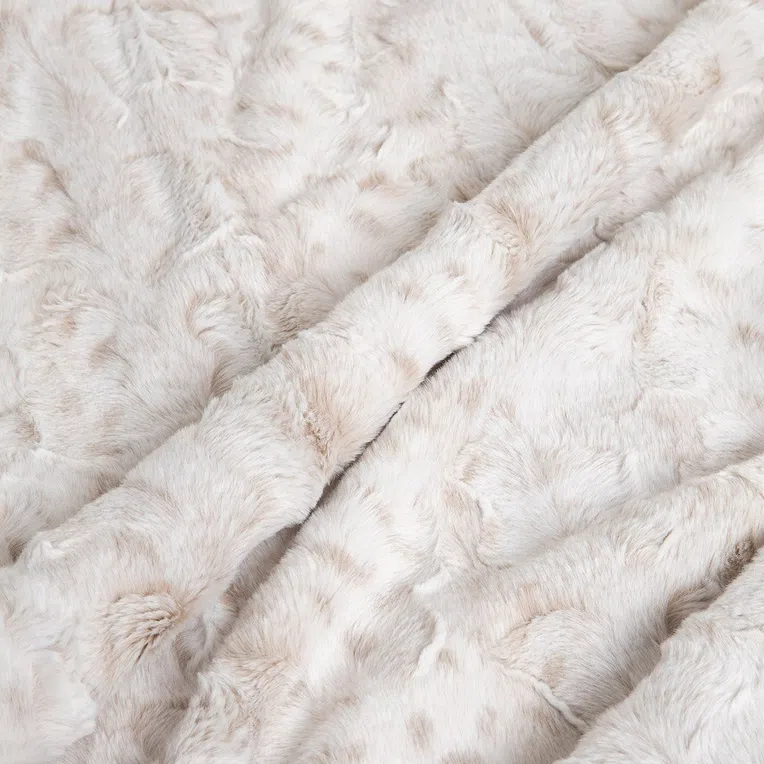 Koc MART z imitacji króliczego futra beżowy 150x200 cm