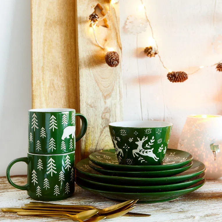 Kubek AVERO zielony z niedźwiadkiem 0,35 l