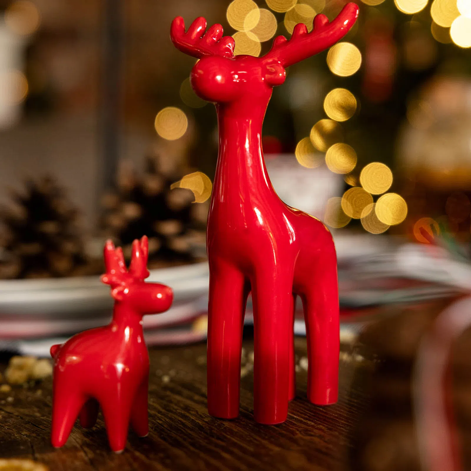 Renifer DARIAN czerwony 8x15 cm