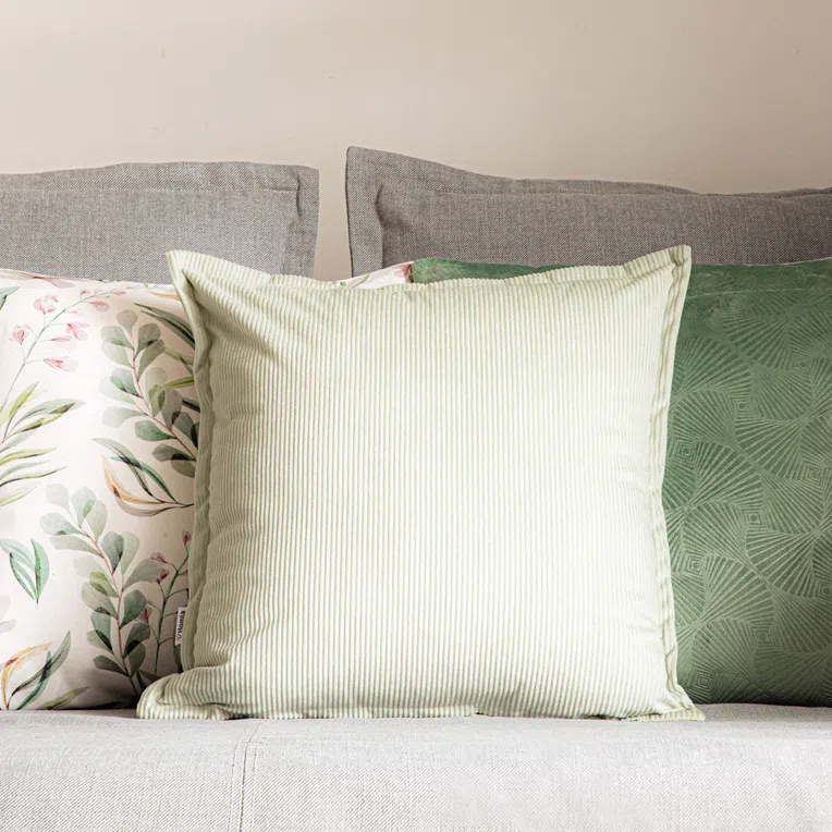 Poszewka NANTU welwetowa imitacja sztruksu pistacjowa 45x45+1.5 cm