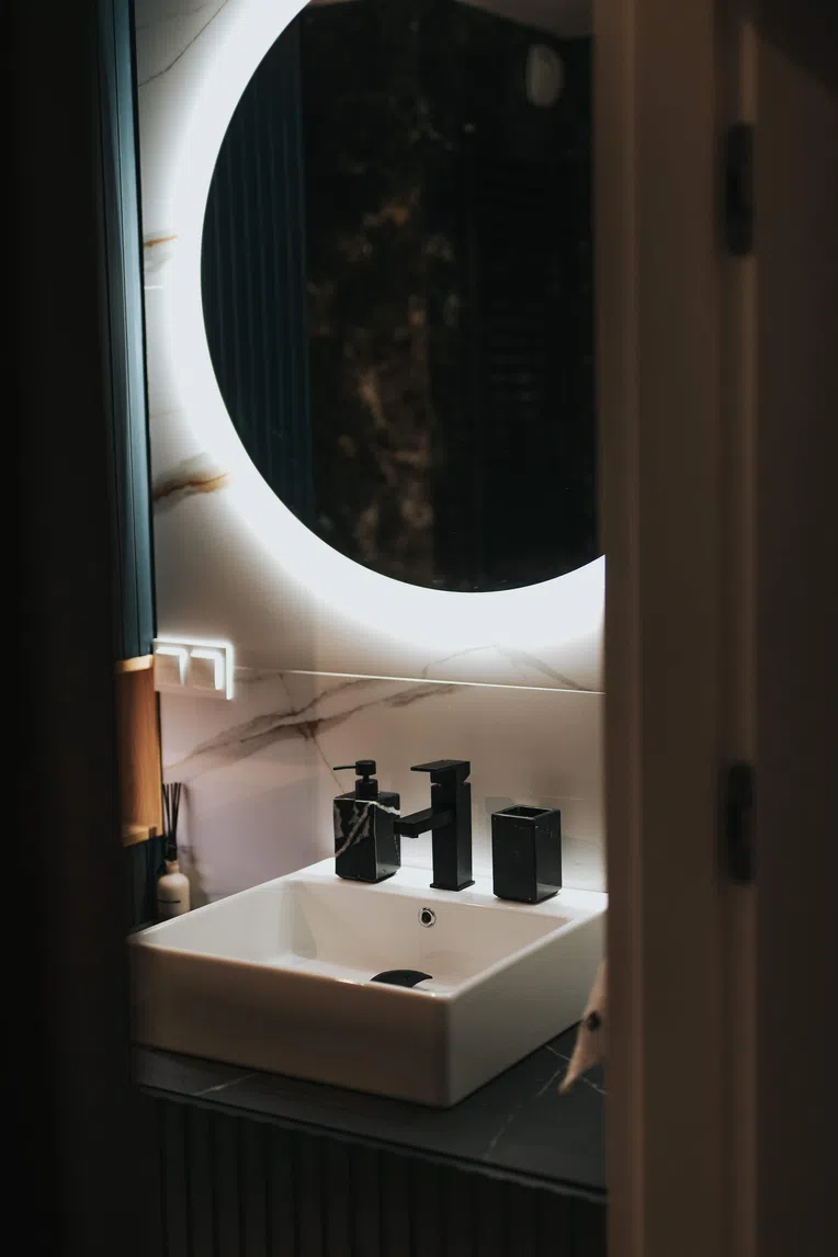 Bateria umywalkowa Deante Anemon Bis czarny mat BBZ_N21M