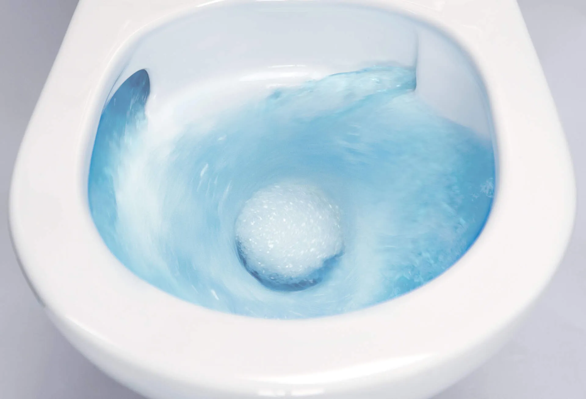 Miska WC wisząca Deante Jasmin bezkołnierzowa z deską wolnoopadającą duroplast CDJD6ZPW
