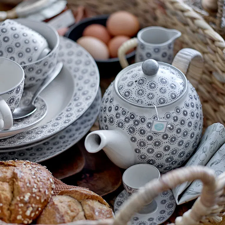 Kubek ELSA z efektem reliefu 300 ml