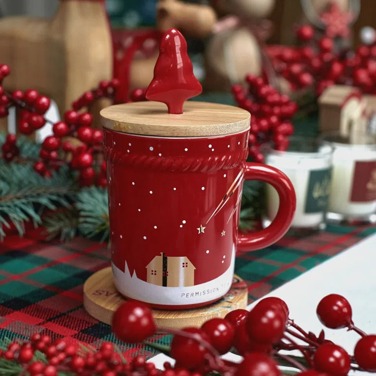 Kubek TREE TIME czerwony 0,28 l