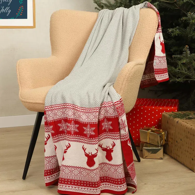 Koc RENK dwukolorowy z motywem świątecznym 130x170 cm