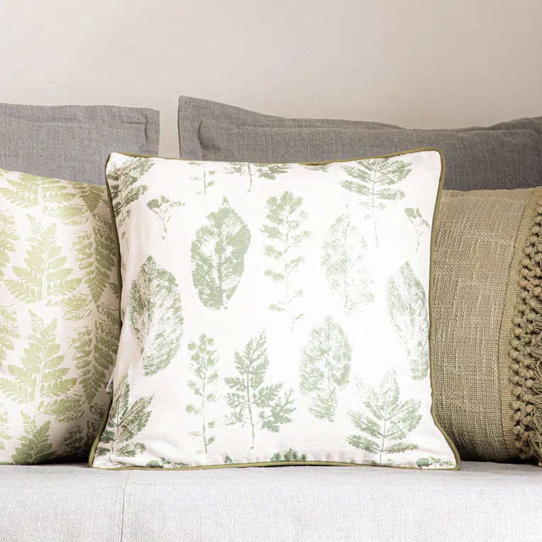 Poszewka BRILA w zielone liście 45x45 cm