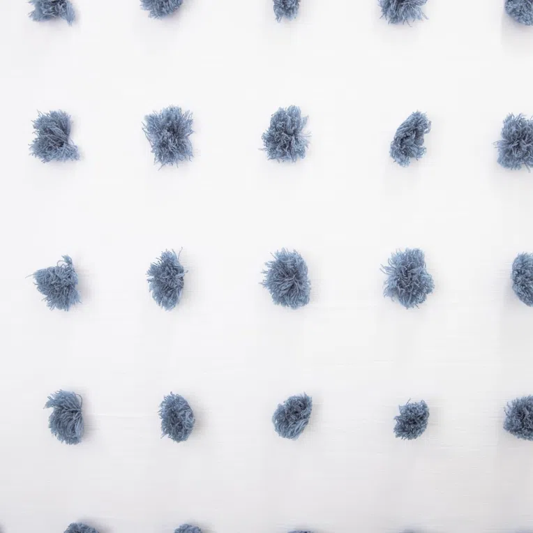 Pościel NIVELL z mikrofibry z niebieskimi pomponami 160x200 cm