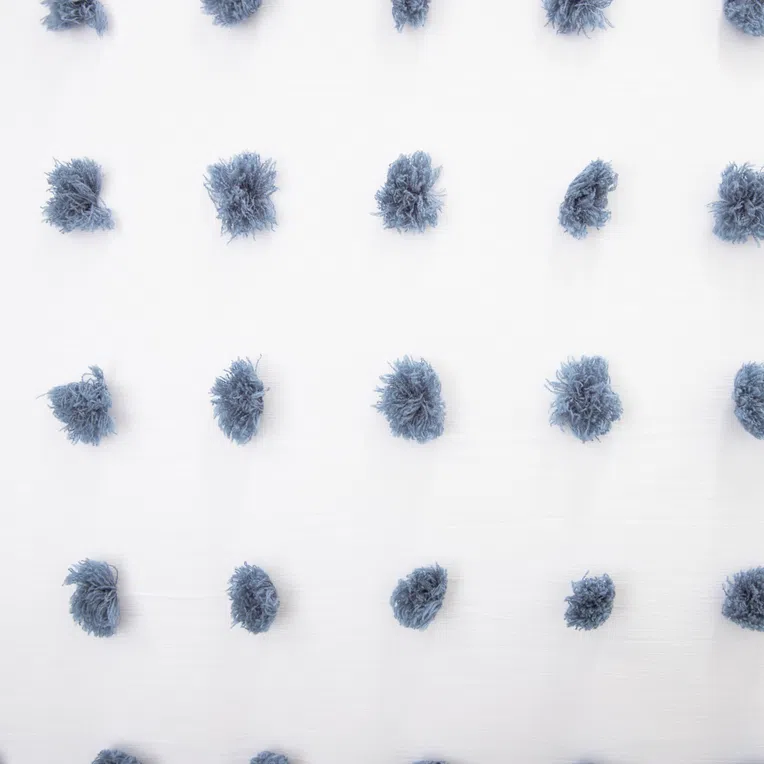 Pościel NIVELL z mikrofibry z niebieskimi pomponami 200x220 cm