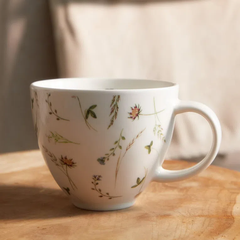 Kubek BAYLA w kwiatki 0,47 l