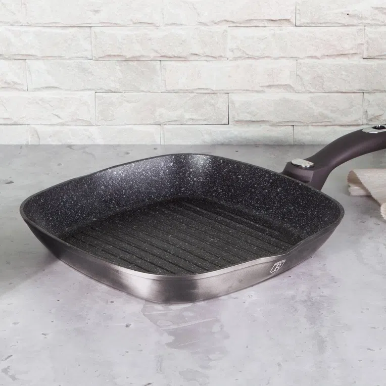 Patelnia CARBON PRO BH/6914 grillowa fi 28 cm