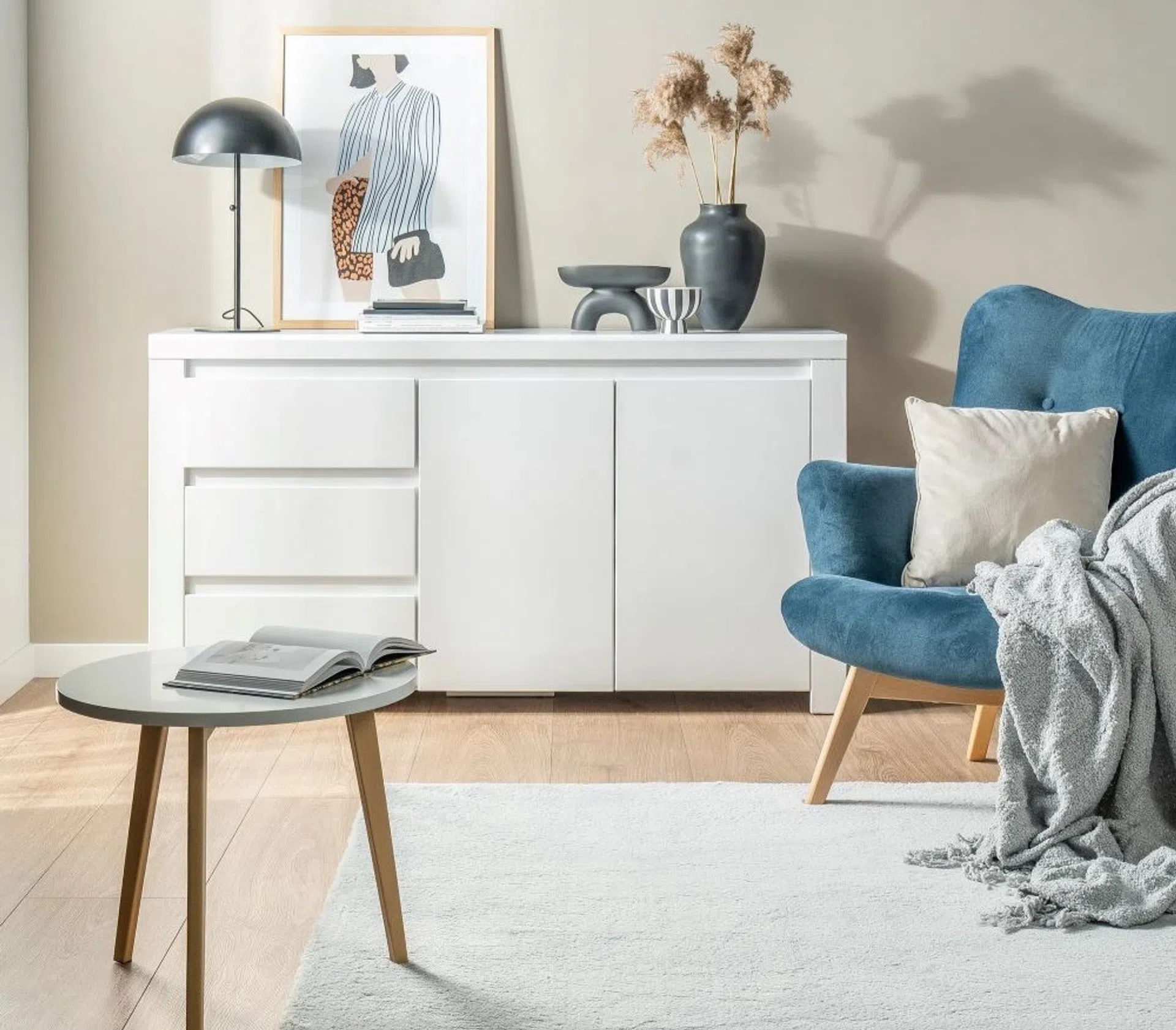 jaki dywan do białych mebli