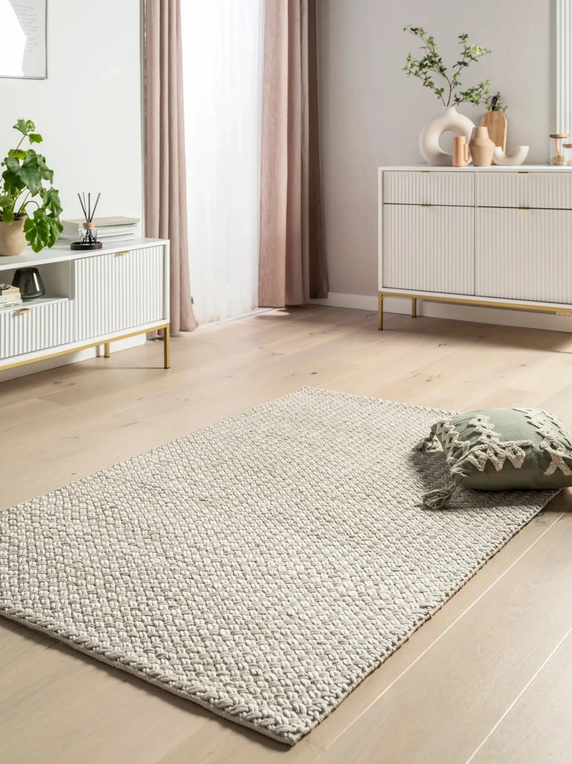 Styl boho we wnętrzach – czym się wyróżnia? Jak urządzić mieszkanie boho?