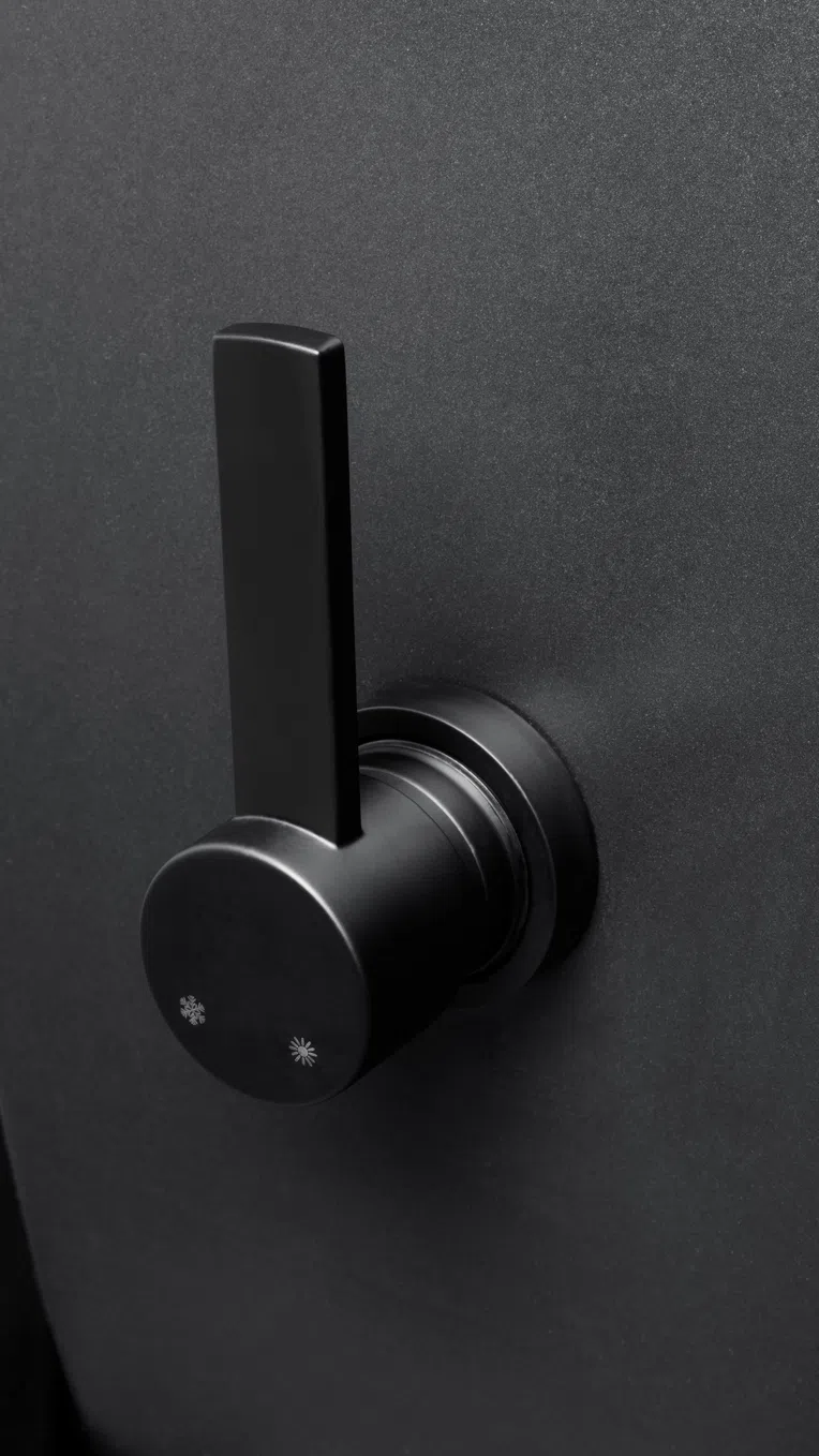 Miska WC z funkcją bidetu wisząca Deante Peonia bezkołnierzowa z deską wolnoopadającą duroplast CBP_NWPW